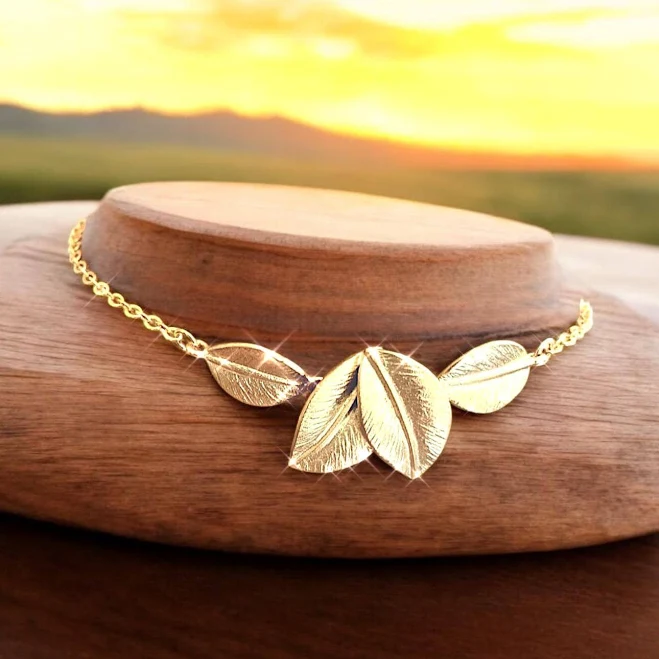 accessory 14K Gold Leaf Charm Bracelet Etsy - LaLaCrystal $35.09