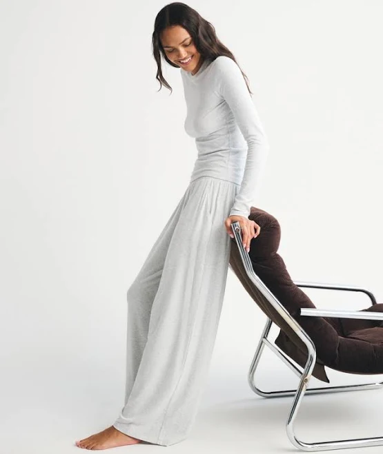 matching set Abercrombie & Fitch Women's Brushed Wide Leg Sweatpants Abercrombie & Fitch $50