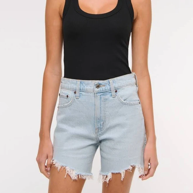 shorts Abercrombie & Fitch Women's High Rise Dad Short Abercrombie & Fitch $16.97