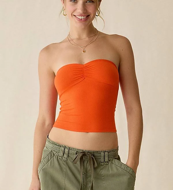 top BDG Carla Sweetheart Neckline Ribbed Knit Tube Top Urban Outfitters $19