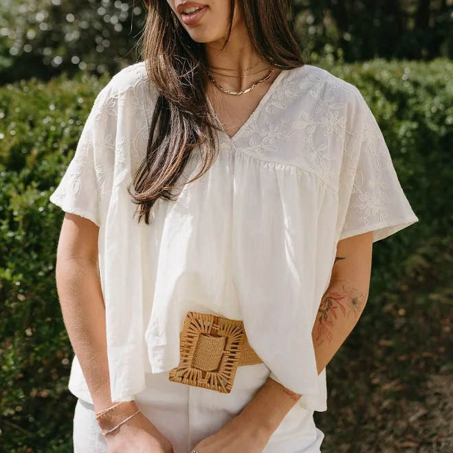 t-shirt Bonnie Embroidered Floral Short Sleeve Top Lizard Thicket Boutique $20