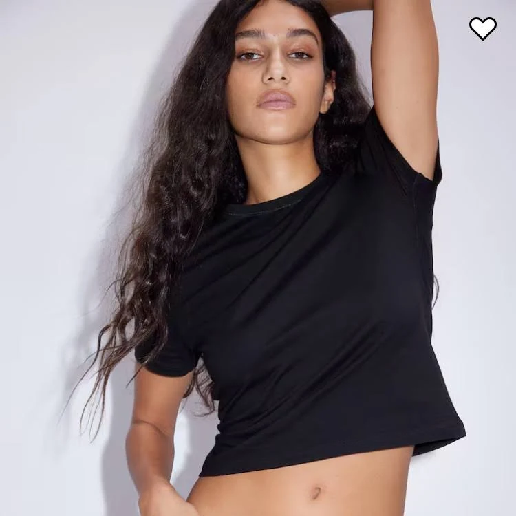 top H&M Ladies Fitted T-Shirt H&M $5.99