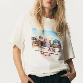 top Ladies H&M Oversized Printed T-Shirt H&M $17.99