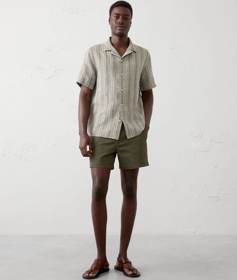 shorts Men's Slim-Fit 5" Summerweight Chino Shorts Banana Republic Factory $42