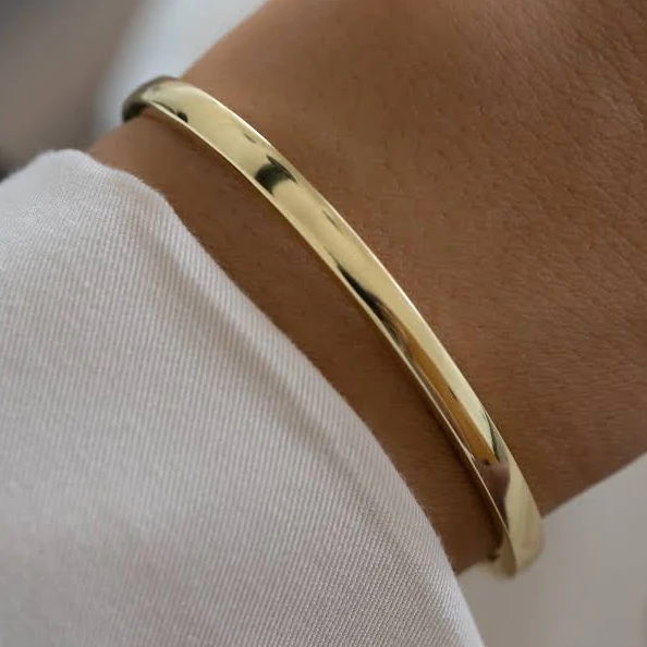 accessory Minimalist Diamond Bangle Bracelet in Gold Etsy - SamiJEWELS $78.4