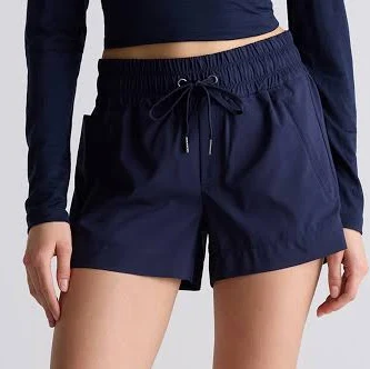 shorts Quince Women's Mid-Rise Hike Shorts Quince $34.9