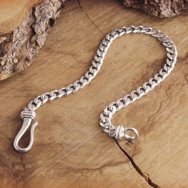 accessory Silver Curb Chain Bracelet with A Hook Clasp Silvertraits $63