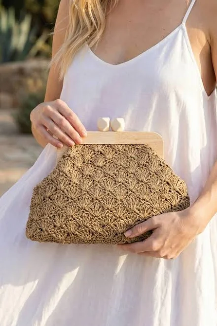 bag Straw Braided Wooden Clutch Bag fameaccessories.com $0.25