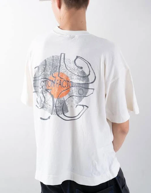 top Vintage 80s Oversized Cotton Graphic Shirt Etsy - nonaClothingVintage $30.75