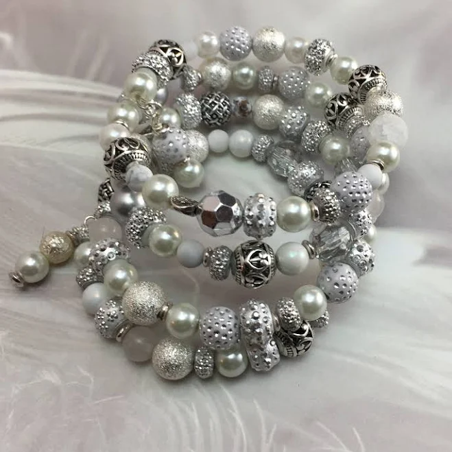 accessory White Boho Beaded Stacking Bracelet Etsy - DragoncraftCreations $30.09