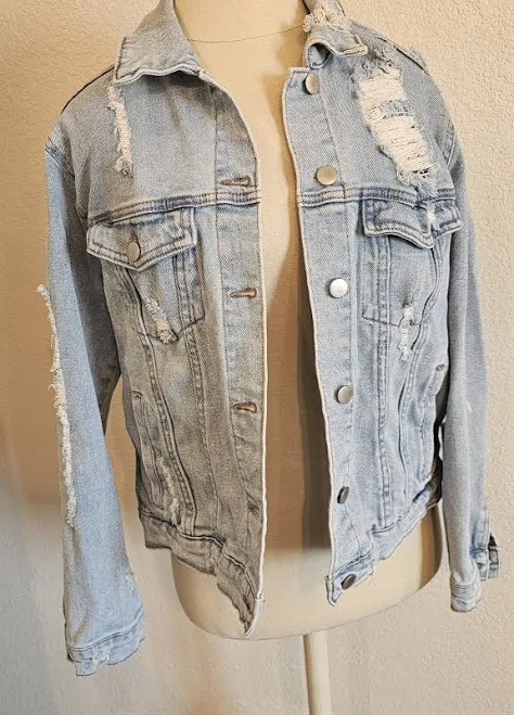 outerwear Wild Fable Oversized Distressed 98% Cotton Denim Jean Jacket Light eBay $18.99