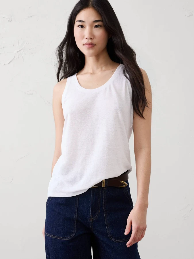 top Women's Linen-Blend Scoop-Neck Tank Banana Republic Factory $21