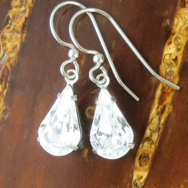 accessory Clear Drop Earrings Etsy - Seller $12.6