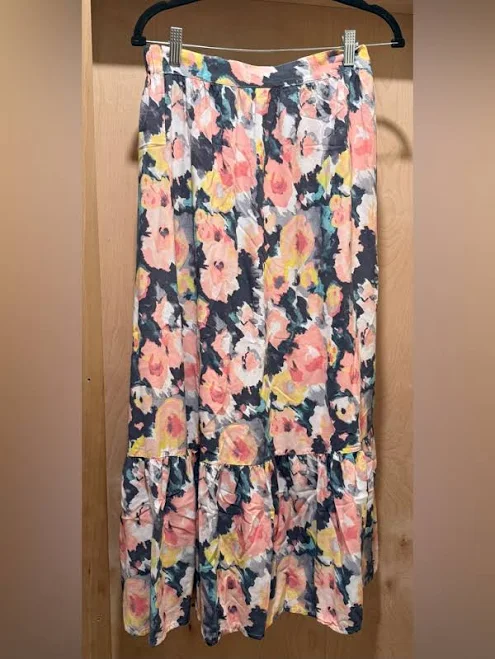 skirt Loft Skirts | Loft Coral & Navy Floral Tiered Maxi Skirt 100% Rayon Size Small | Color: Blue/Pink | Size: S | Janis_Vogel's Closet Poshmark $22